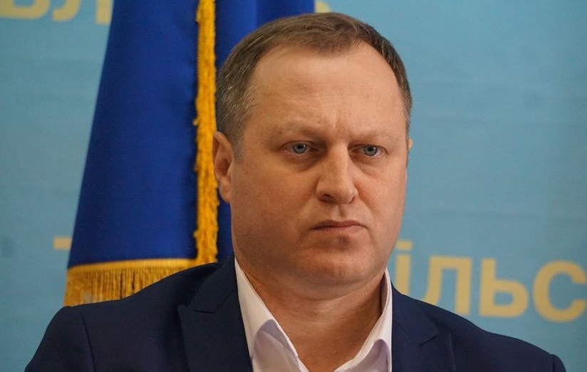Сутички у Нових Санжарах: голова Тернопільської ОДА подав у відставку