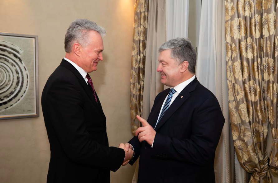 Петро Порошенко зустрівся з президентом Литви Гітанасом Науседою