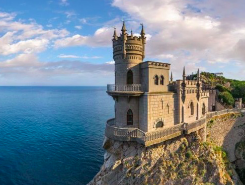 Джамала заспіває у Коктебелі, а Усик проведе бій в Судаку: Зеленський заявив, що день звільнення Криму обов’язково настане