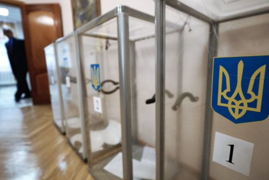 У “Слузі народу” розглядають можливість проведення виборів біля лінії розмежування на Донбасі