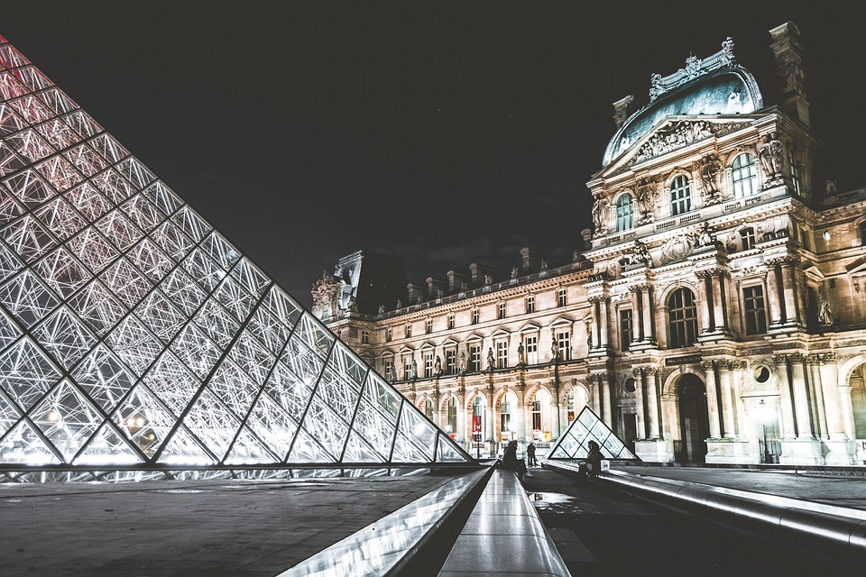 New Louvre robbery suspects arrested in France