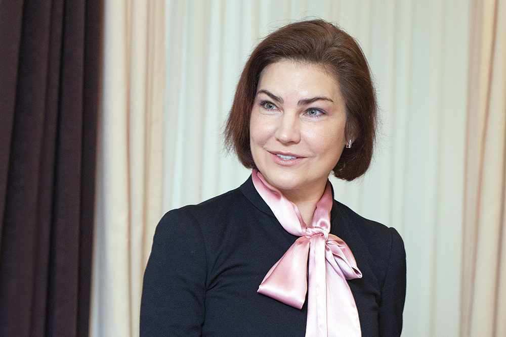 Венедіктова призначена для того, щоб “слуги народу” ховались під її спідницею – Гончаренко