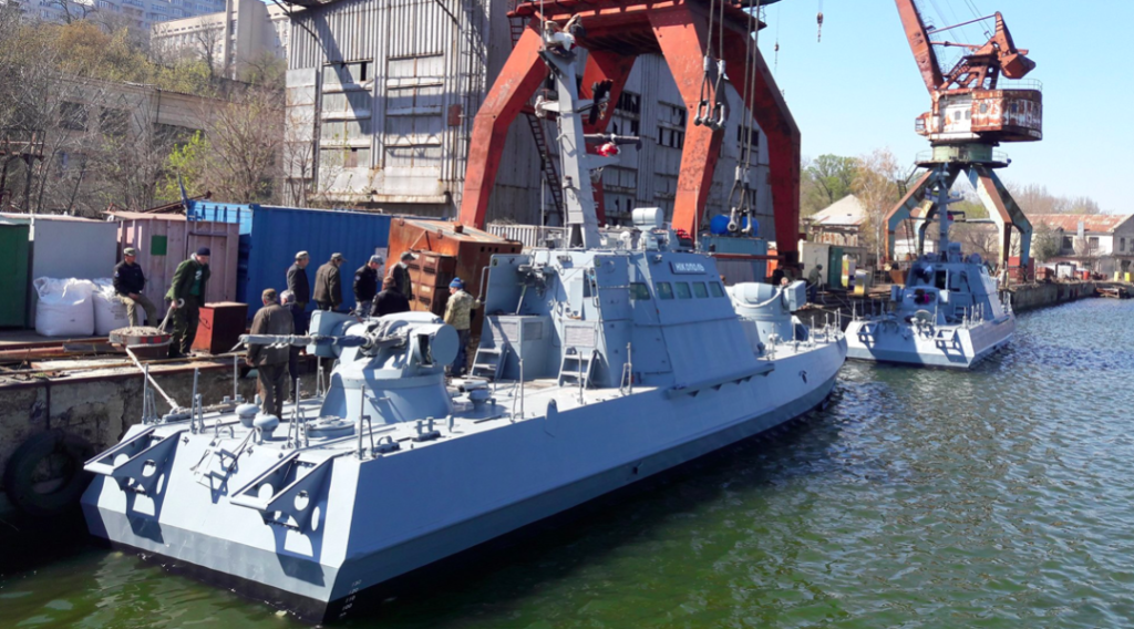 У Миколаєві спустили на воду броньовані катери “Нікополь” та “Вишгород”: яскраві фото