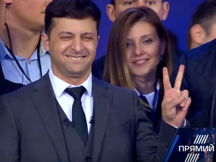 Зе-роковини: як за рік принизити Україну