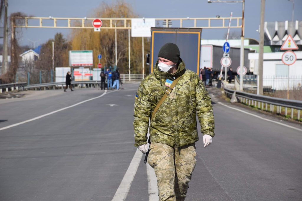 За добу в Україну повернулось сім тисяч українців