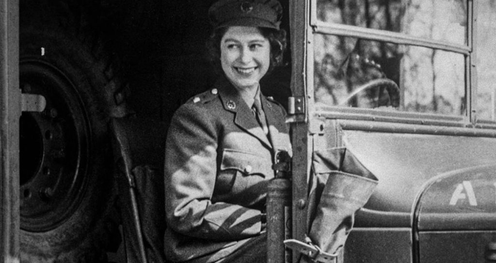 После Второй мировой войны: Елизавета II опубликовала архивные фото