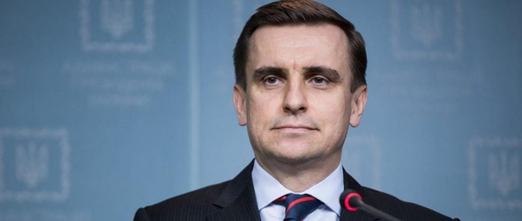 Команда Зеленського гальмує реформи і перспективу членства України у ЄС та НАТО – Єлісєєв