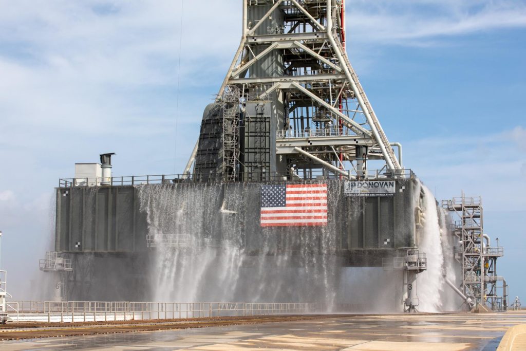 NASA готова до польоту на Місяць: відео нового стартового майданчика