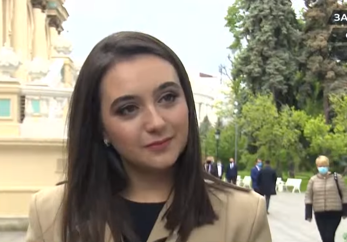 Мендель переконана, що врятувала країну від краху своїми твітами