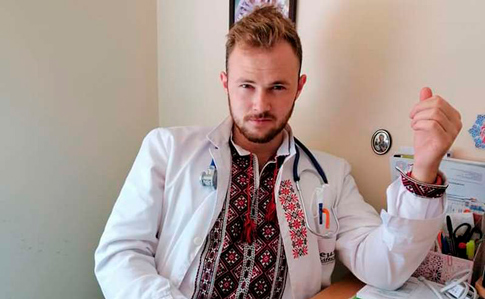 Волинський лікар, який перехворів на коронавірус, іронічно прокоментував “подяку” від Олени Зеленської