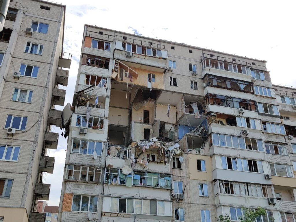 Вибух у житловому будинку Києва: правоохоронці прийшли з обшуком у газорозподільну компанію