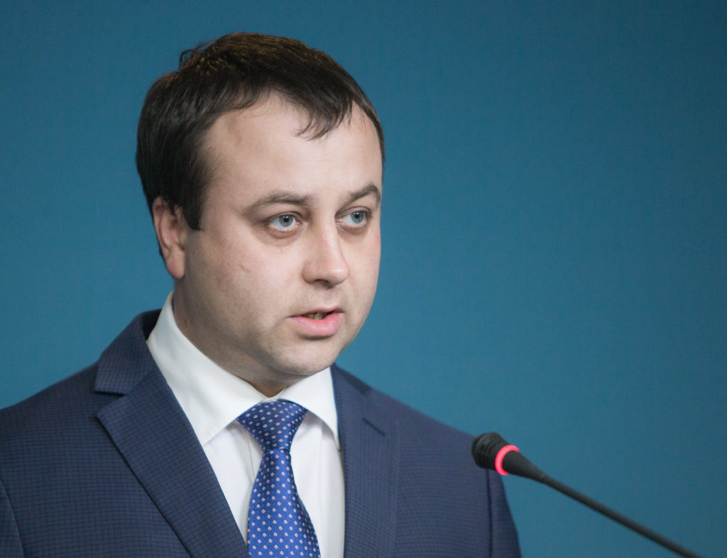 Зеленський призначив новим головою Вінницької ОДА гумориста-господарника: що відомо про Сергія Борзова