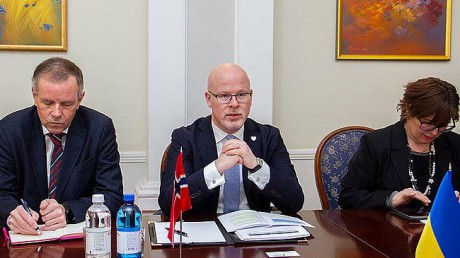 Норвегія заявила про необхідність збереження санкцій проти Росії як агресора