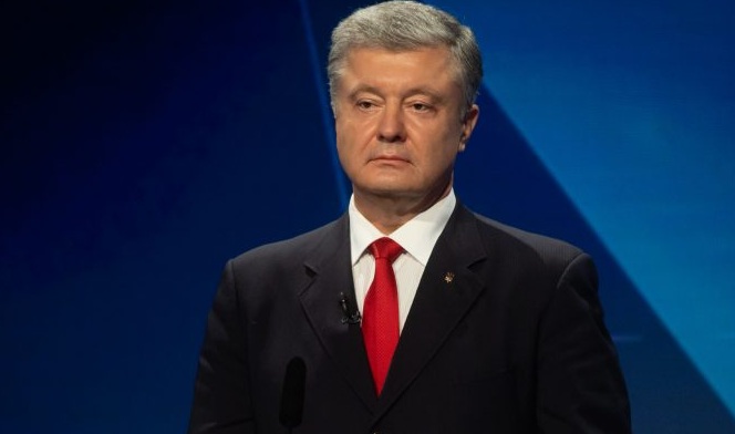 Пет Кокс і Александр Квасневський: ми продовжуємо пильно стежити за справою Порошенка