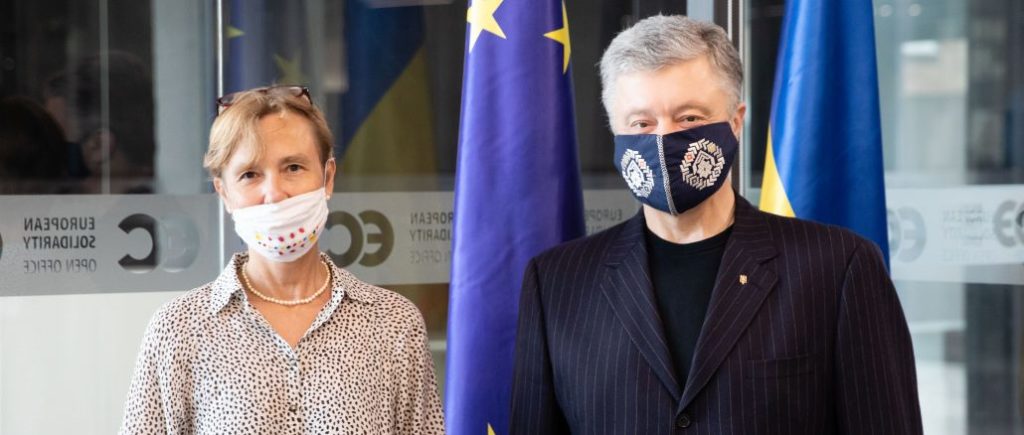 Порошенко обговорив з послом Німеччини політичні переслідування та свободу слова в Україні