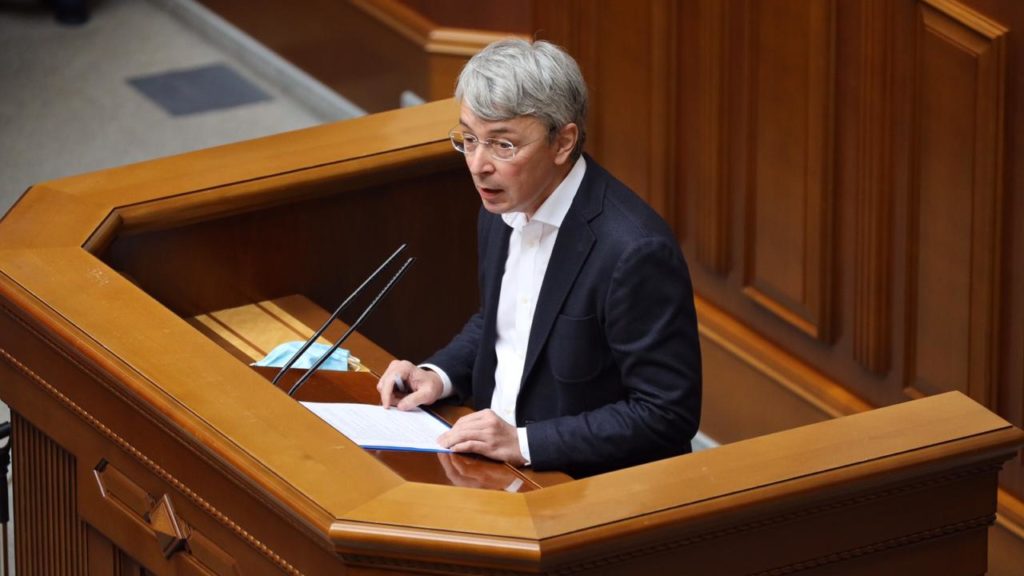 Мінкульт радить кіностудії Довженка припинити співпрацю з проросійськими телеканалами