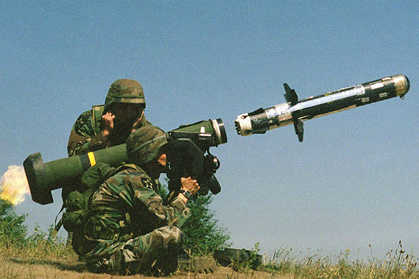 З США в Україну везуть понад сотню ПТРК Javelin: фото