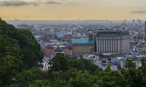 Київ потрапив до “помаранчевої зони” карантину: нові обмеження у столиці
