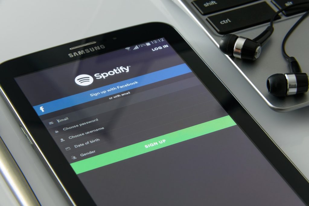 Ukraine is preparing to block Russian artists from streaming services due to National Security and Defense Council sanctions: the list already includes about 120 names.