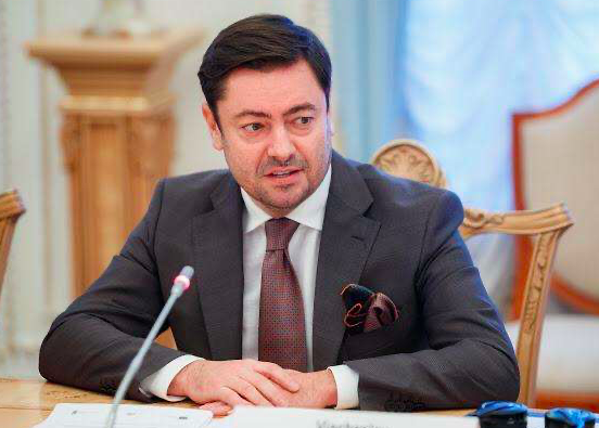 Глава апарату Верховної Ради Штучний йде у відставку