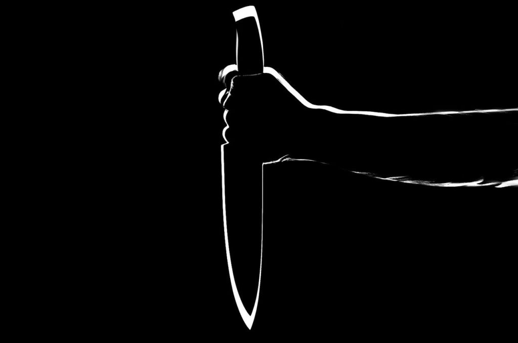 На Одещині школяр намагався зарізатись під час занять