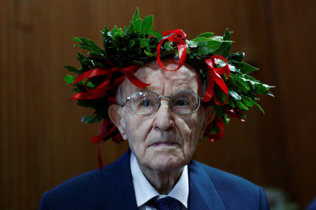 Здійснив мрію: 96-річний італієць отримав диплом бакалавра з філософії