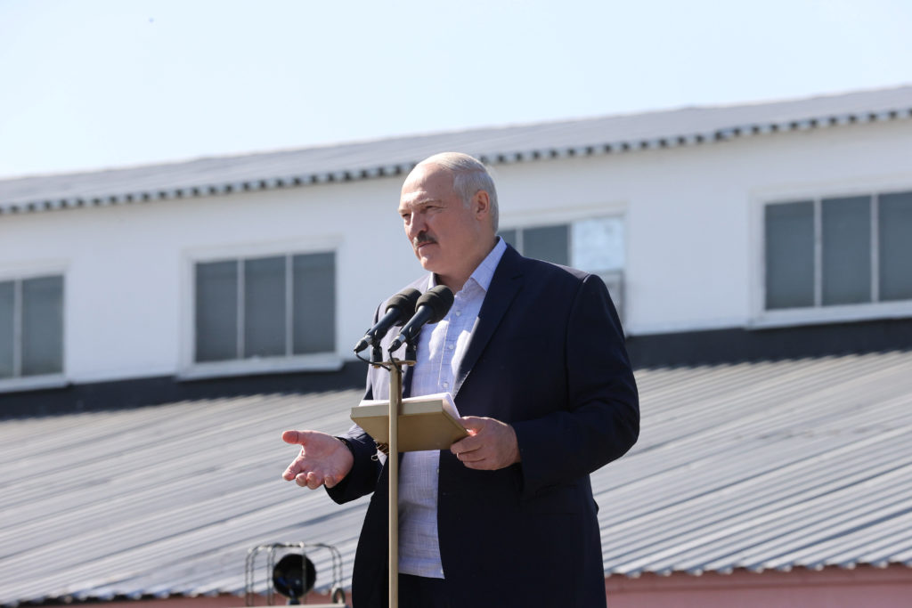 Лукашенко переконаний, що НАТО планує захопити частину Білорусі