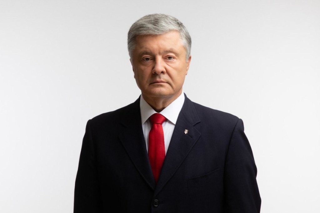 Коронавирусный Фонд создан для спасения людей, а не для «видосиков» или строительства дорог — Порошенко
