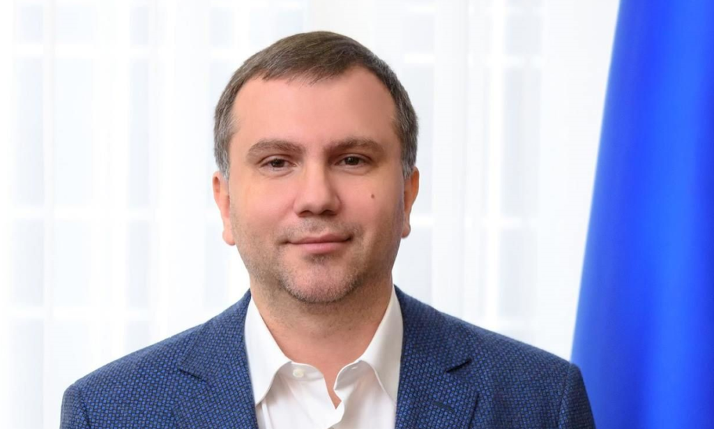 Розшук НАБУ скандального судді ОАСК: Вовк заявив, що в Україні і готовий прийти на допит