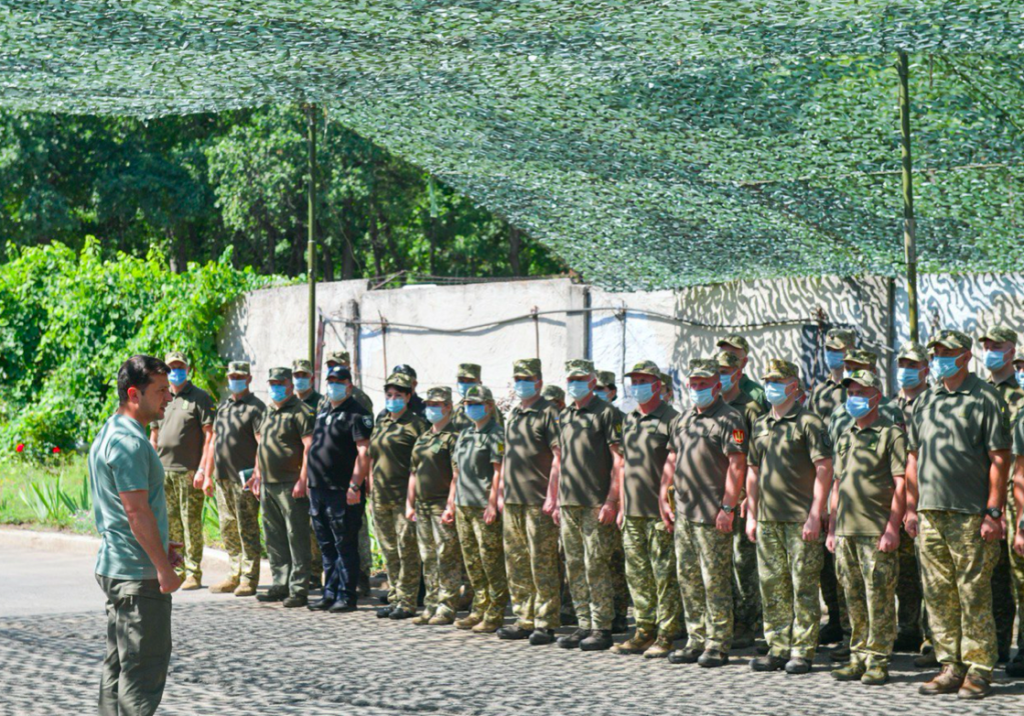 Я вдячний вам, що бережете своїх побратимів: Зеленський звернувся до бійців ООС щодо перемир’я