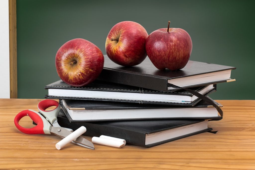 Ukraine launches “School Student Package”: parents to get ₴5,000 for back-to-school prep