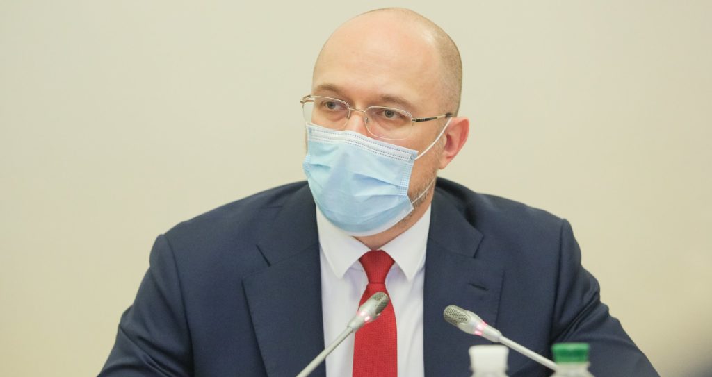 Усі бажаючі зможуть прищепитися до кінця року – Шмигаль