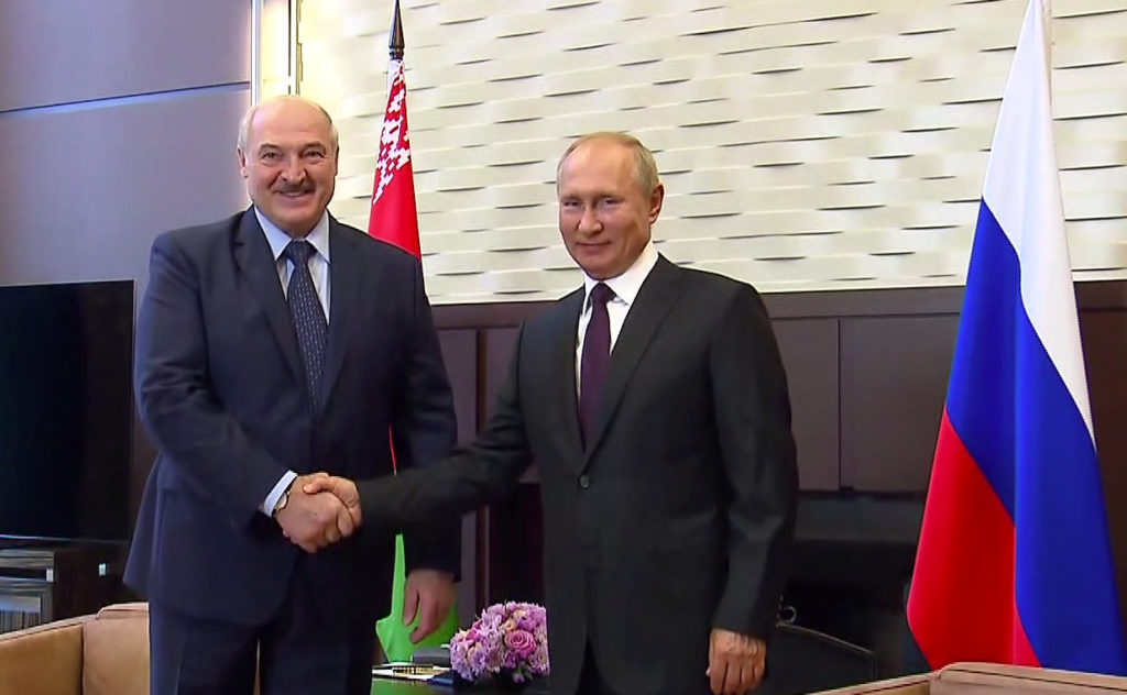«Один народ»: Путин будет поддерживать режим Лукашенко после введения новых санкций ЕС