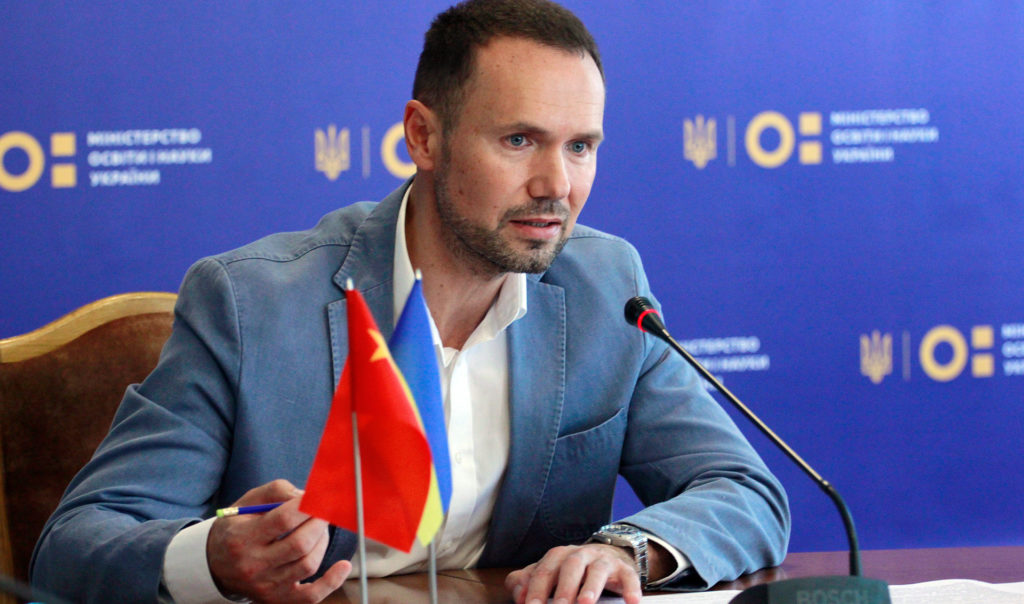 Умови вступу до університетів для випускників шкіл ОРДЛО та Криму: роз’яснення МОН