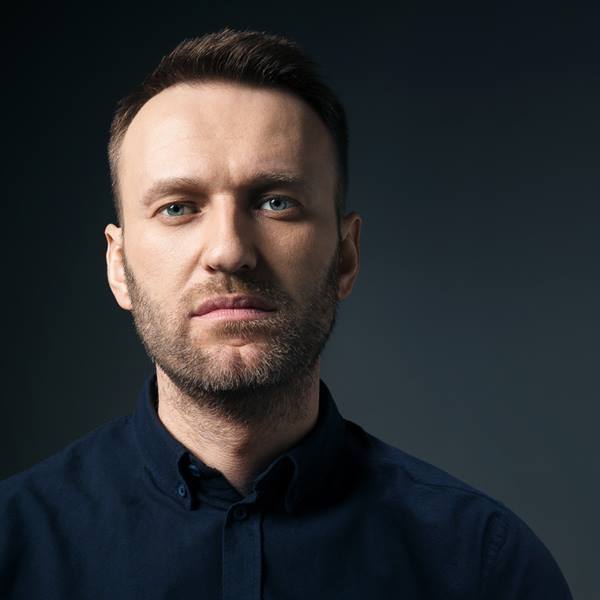 Навальний повідомив, про що розмовляв з Меркель