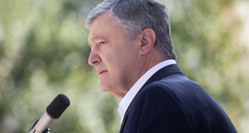 “Майстер спорту” у боротьбі з коронавірусом програв – Порошенко жорстко розкритикував владу