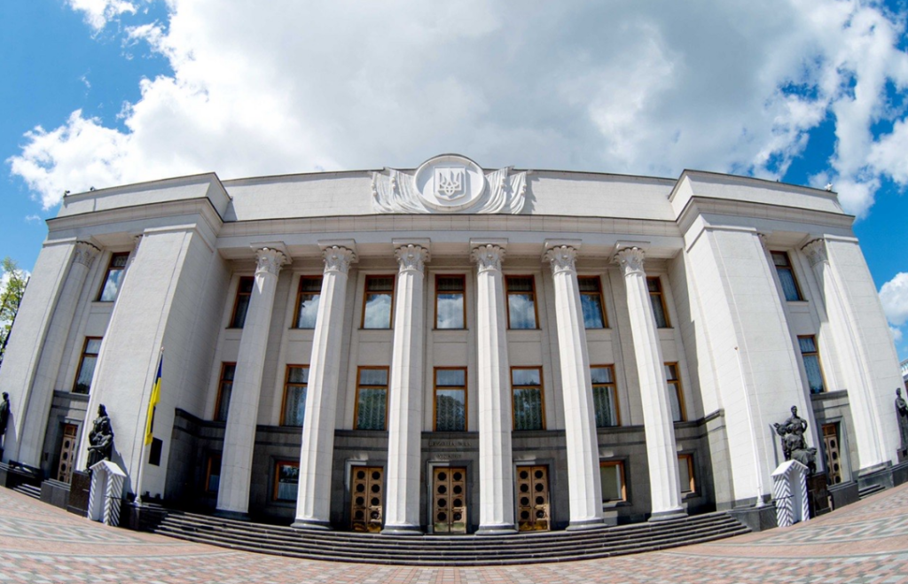 Комитет Верховной Рады по обороне поддержал увольнение главы СБУ Баканова
