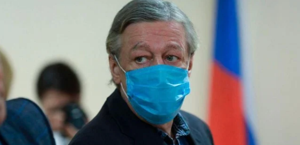 Російського актора Єфремова визнали винним у смертельному ДТП