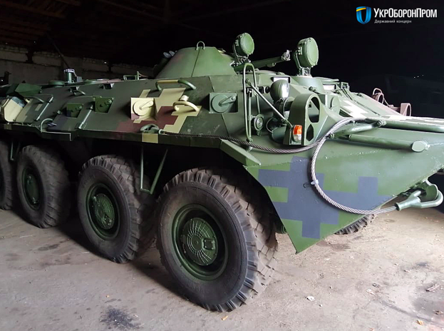 Київський бронетанковий завод достроково відремонтував БТРи для Збройних сил: фото