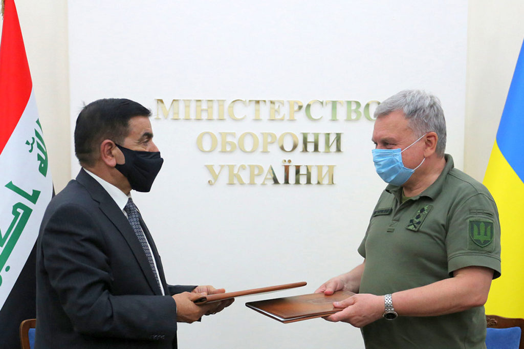 Міністр оборони Іраку вперше прибув в Україну: підписано меморандум про військове співробітництво