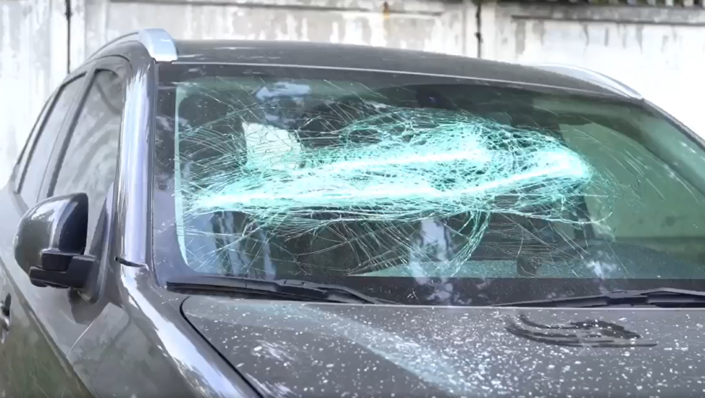 У Чернівцях пошкодили автомобіль кандидата у депутати від “Європейської Солідарності”