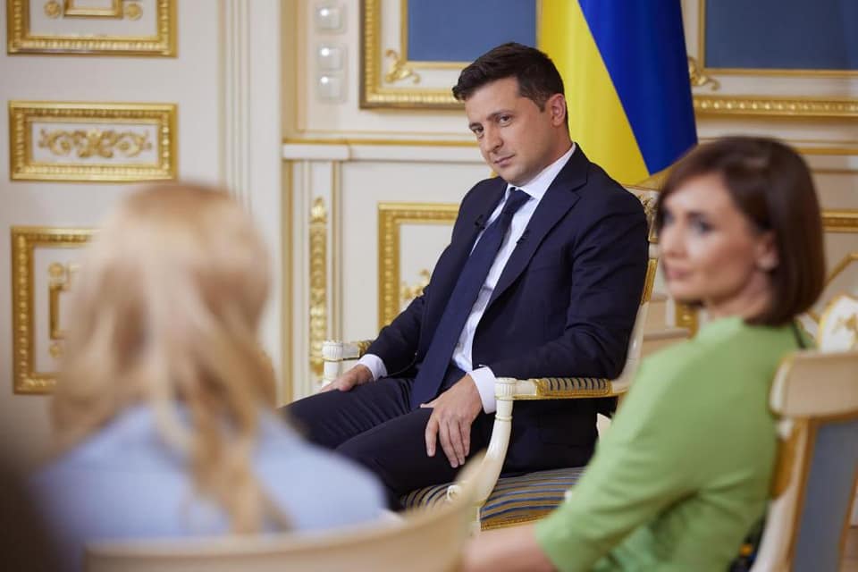 Приголомшив журналістів: Мендель похизувалась тим, що Зеленський нарешті дав інтерв’ю “без обмежень чи цензури”