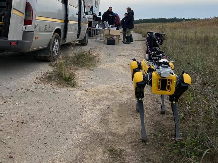У зоні відчуження ЧАЕС випробували легендарного робота-пса Boston Dynamics: яскраві фото
