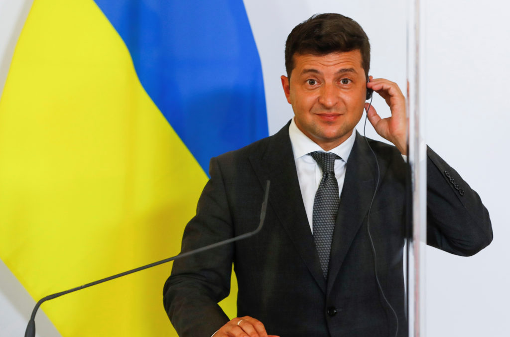 Опрос Зеленского является манипуляцией для мобилизации своего электората — городской голова Житомира