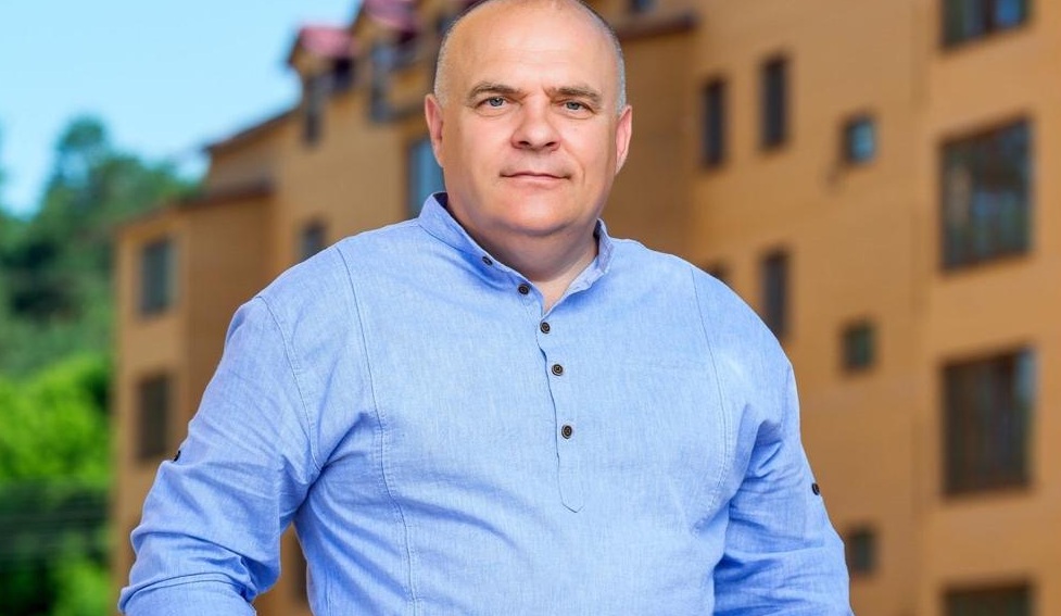 “Слуга” Миклуш після відеовикриття у фальсифікаціях заявив, що співпраця з ОПЗЖ – не є порушенням, і кандидатури з виборів не зніматиме