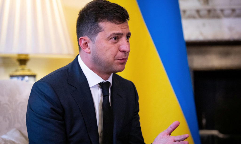 Митні преференції та страхування ризиків: Зеленський назвав “особливі економічні умови” для Донбасу
