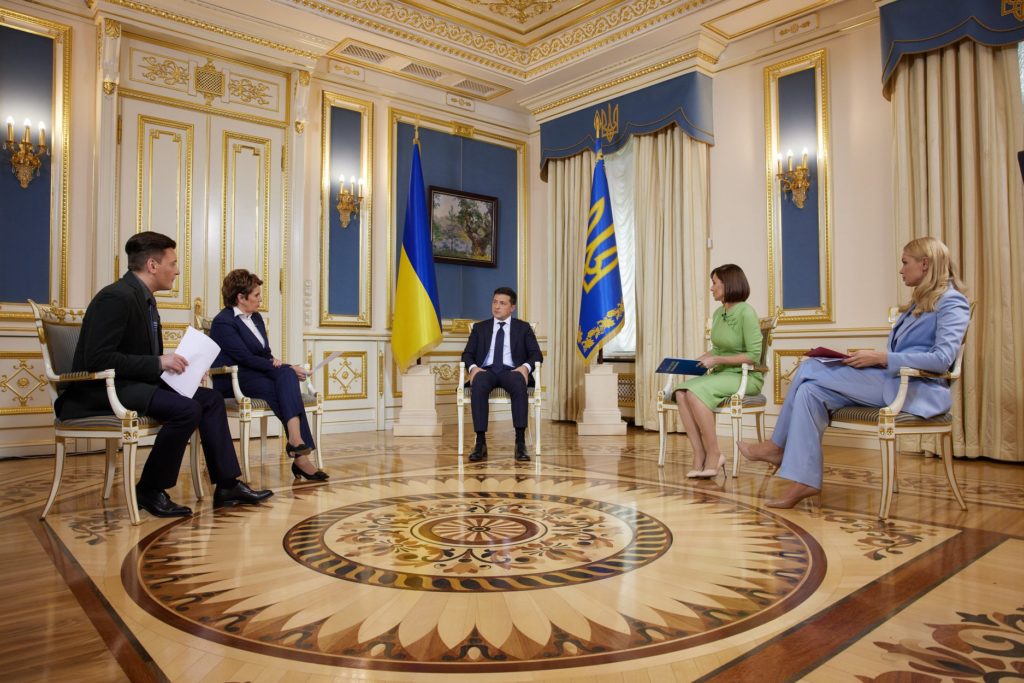 Зеленський пропонує жорсткіше карати українців за порушення карантину