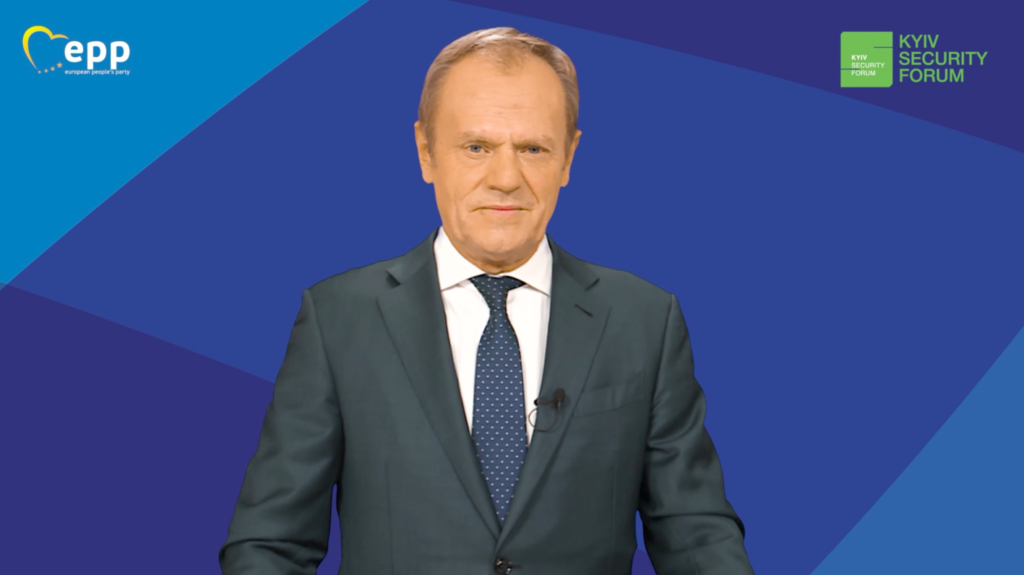 Украина должна иметь перспективу членства в ЕС и НАТО — Дональд Туск
