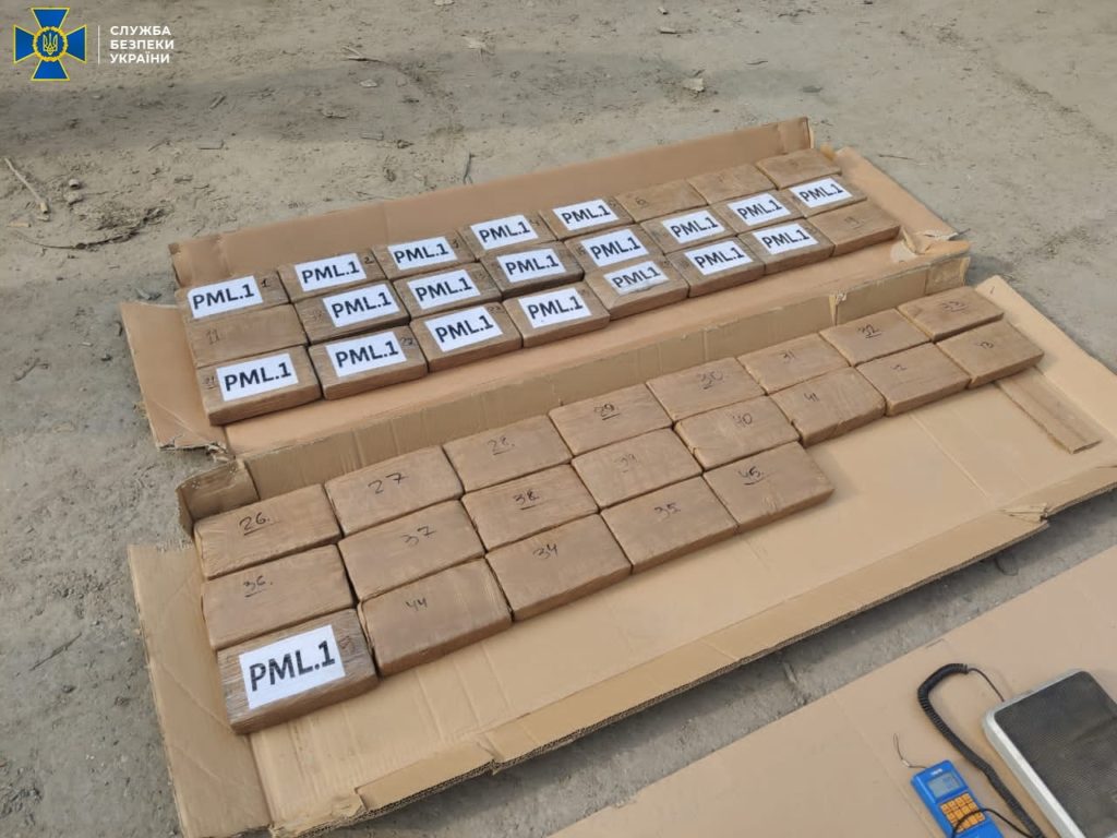 З Еквадору до України прибув теплохід з бананами та кокаїном на 10 млн доларів