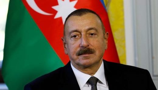 “Keep up the good work”: Azerbaijani President Aliyev accepts Ukrainian Armed Forces chevrons and “fires up” Russian propagandists
